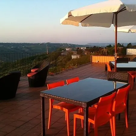 Hotell Harri's 4*